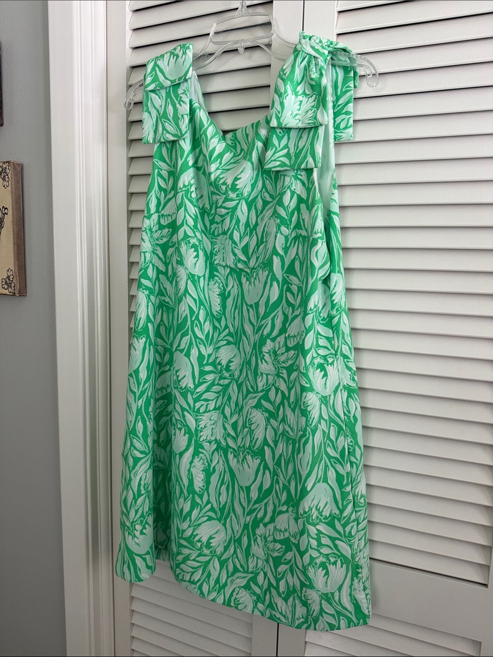 Lilly Pulitzer green & white dress with bows